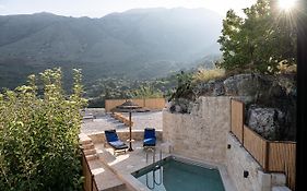 Luxury Love Nest With Hot Tub & Heated Pool